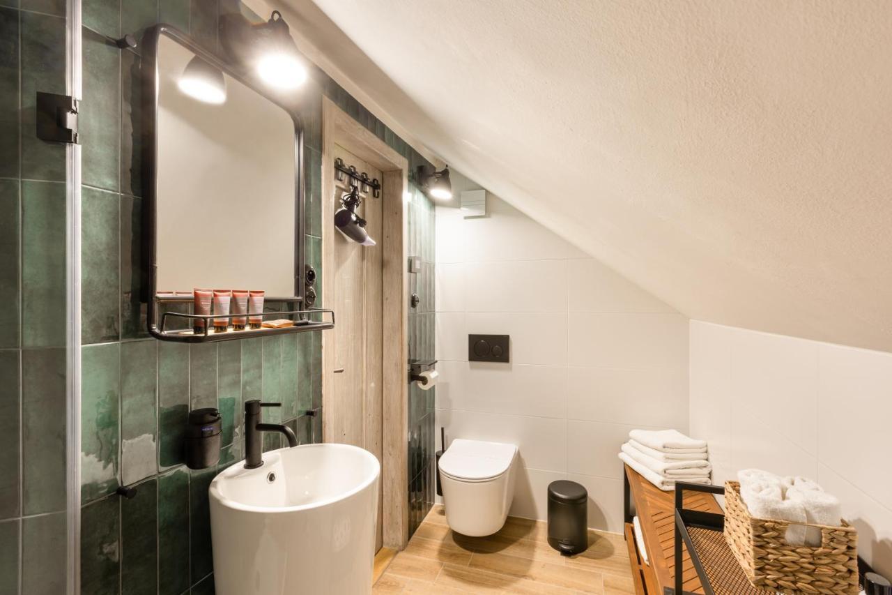 Bohemian Chic 2 Bedroom 2 Bathroom Loft With Hanging Chair Prag Exterior foto